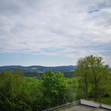 Privates Ferienappartement Im Hotel Riesberghof Lindberg Apartman *