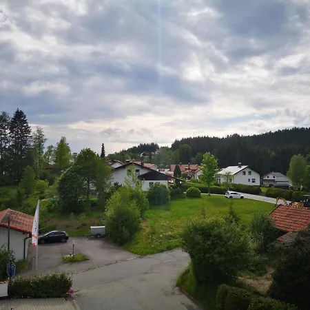 Privates Ferienappartement Im Hotel Riesberghof Lindberg *